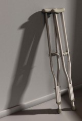 crutch02 (160 x 236)